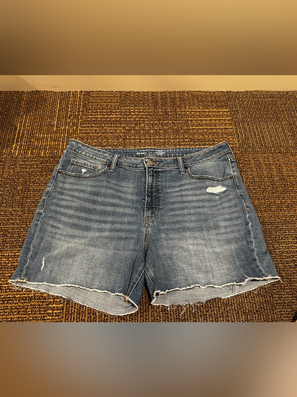 Old Navy OG Straight High-Rise Jean Shorts with Raw Hem